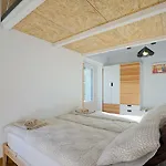 Amazing Views Over In A Family * Σαν Σεμπαστιάν