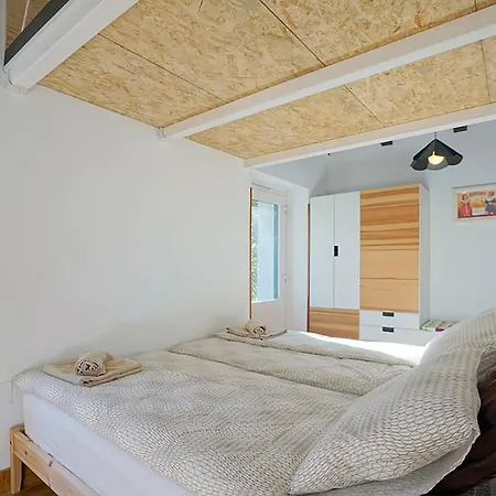 Amazing Views Over In A Family * Σαν Σεμπαστιάν