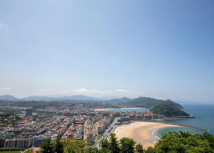 Amazing Views Over In A Family * San Sebastián