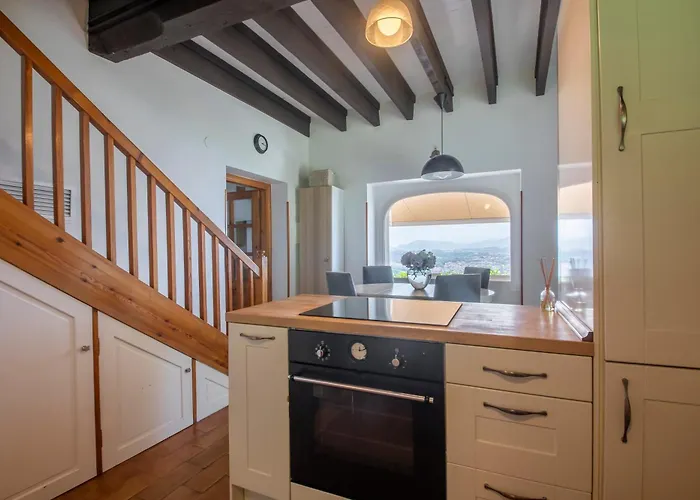 Amazing Views Over In A Family * San Sebastián