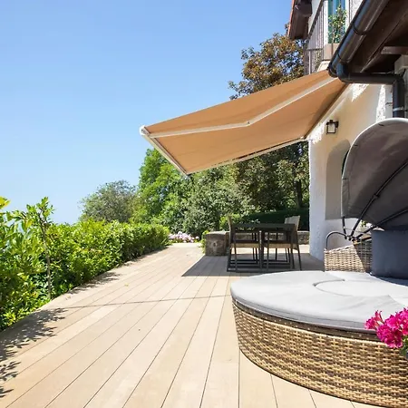 Villa Amazing Views Over In A Family *